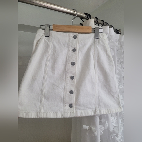 the ahrens skirt - Picture 3 of 5